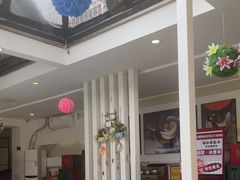 -毛辣果·贵州红酸汤牛肉火锅(西单店)