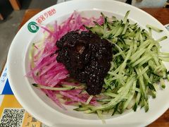-老天桥酱肉烧饼夹肘子(天桥店)