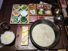 -银米·云南传统过桥米线(双廊黑金冠店)