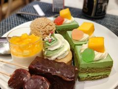 -顺德联塑万怡酒店·万荟轩自助餐厅