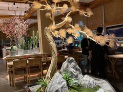 -蜜桃餐厅·伴山(湖滨商业街店)