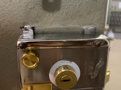 -辉记开锁换锁·配汽车钥匙