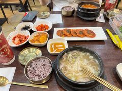 -釜山豚骨汤饭(芝罘万达广场店)