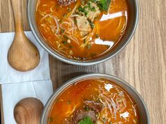 贵州风味红酸汤什锦面-里面·Noodlology(机电院店)