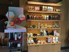 零售区-星巴克(嘉定中信泰富万达广场店)