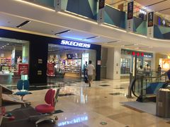 -宝龙城(杭州滨江店)