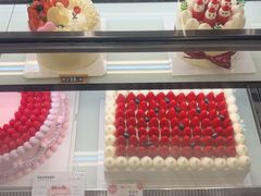 -花花卷卷·鲜食蛋糕(泉屋店)