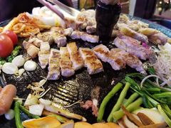 -豚豚家돈돈가韩国锅盖烤肉(新北万达店)