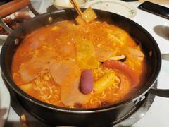 部队年糕火锅-七八冷面·延边朝鲜族美食(圣熙八号店)