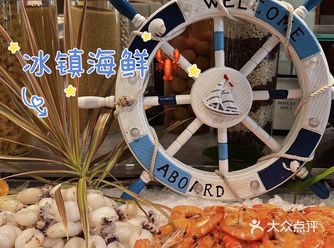 坐落萝岗万达附近的一家酒店里面的星级自助餐厅