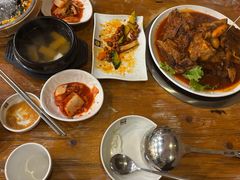 -喇喇排骨火锅·传统韩式脊骨汤(望京西园总店)