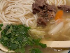 -鑫花溪牛肉米粉(凤凰街创始总店)