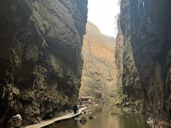 -龙潭大峡谷