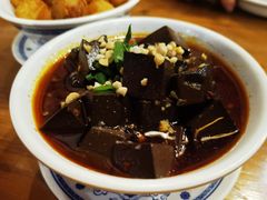 土冒血旺-炉小二铜锅牛蛙•川湘菜(三里屯店)
