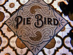 -Pie Bird(新闸路店)