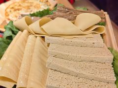 -晓宇重庆火锅(西安荟聚店)