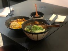 香辣牛骨汤面-贡梅老面馆·蟹粉面·无锡特色小吃(南长街主推店)