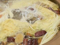 -威邵鸡煲(西华路总店)