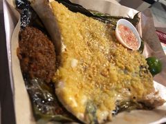 -东海岸人工湖美食村