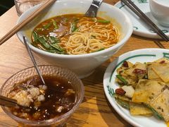 -一坐一忘云南菜(嘉里中心店)