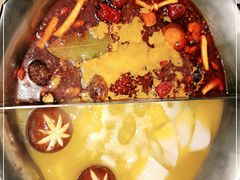 -湊湊火锅·茶憩(打浦桥日月光店)