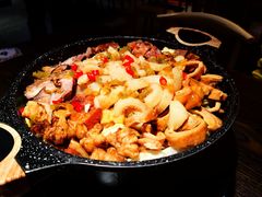 红孩儿牛炖锅-鼎牛牛炖锅·烤串(温泉路店)