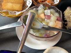 水牛奶杂果水晶缤纷汤圆-黄师奶甜品店