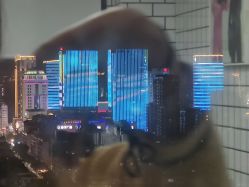 -88潮牌造型烫发·染发