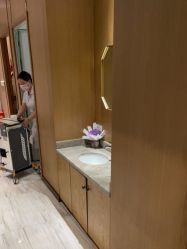-苑苑vbeauty科技美容SPA