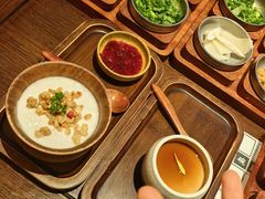 -银米·云南传统过桥米线(双廊黑金冠店)