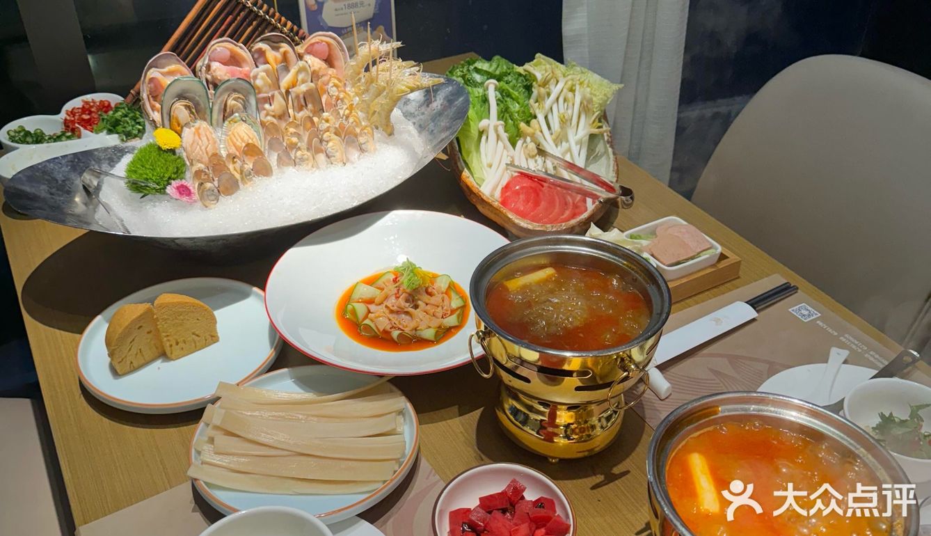 重庆唯一一家无边际江景海鲜餐厅！||🍃位于南