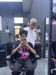 -藤野造型专业烫染接发