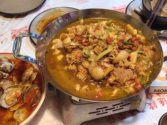 -堂瓦里·33年传统赣菜(第一街区店)