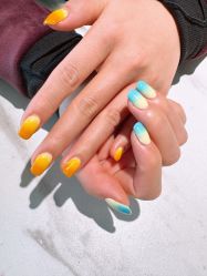 -丽心自助美甲美睫