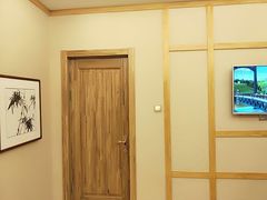 -大连步云山老汤度假山庄