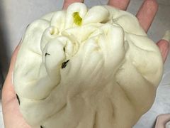 -白玉兰食品(中山公园龙之梦店)