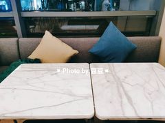 -Bracket Coffee(银河SOHO店)