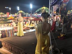 -东南亚风情赶摆街夜市