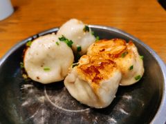 -黄阿姨锅贴大王(万航渡路店)