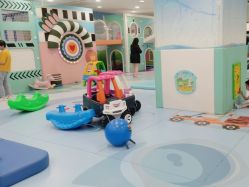 -孩子王童乐园(唐山万达广场店)