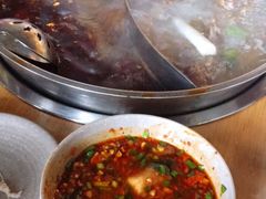 -肖肖酸萝卜鱼火锅(总店)
