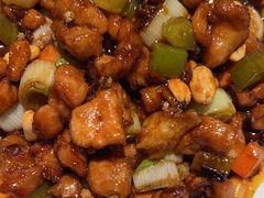 -三人行骨头王火锅(长寿店)
