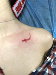 水墨-怪咖纹身刺青