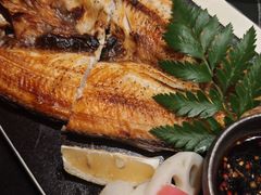 -山川小町·极番烧肉(新地假日广场店)