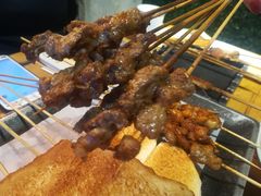 鲜嫩牛小串把把烧-管氏翅吧(马家堡店)