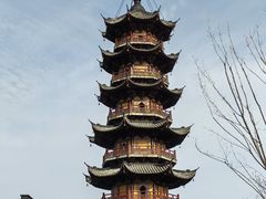 -龙华寺