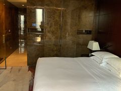 -广州天河希尔顿酒店