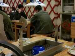 -欢乐牧人蒙古炭烤羊腿(四平路店)