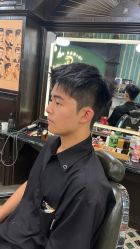 -海文先生国潮烫染男士理发馆
