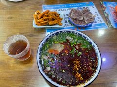 -伊穆祥牛肉面总店·清真